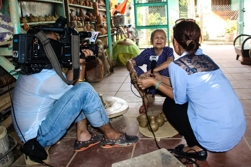 Pottery Village Of Thanh Ha